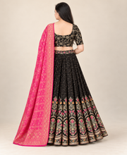 Black lahnga