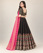Black lahnga