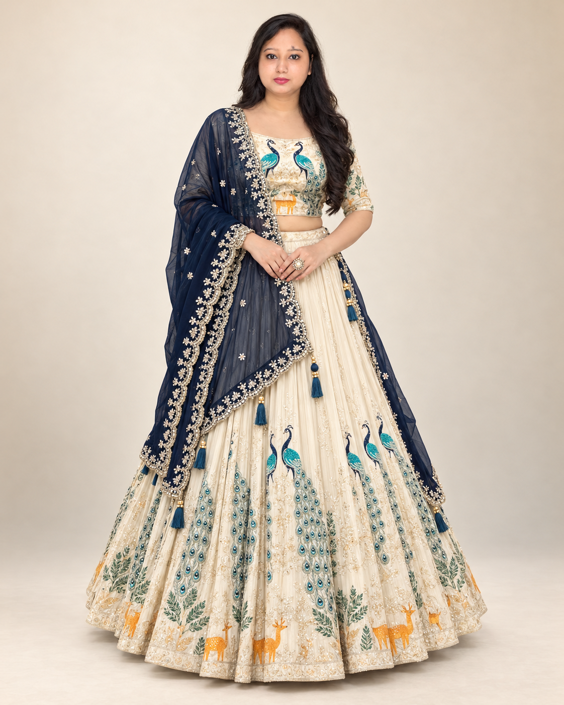 White lahnga