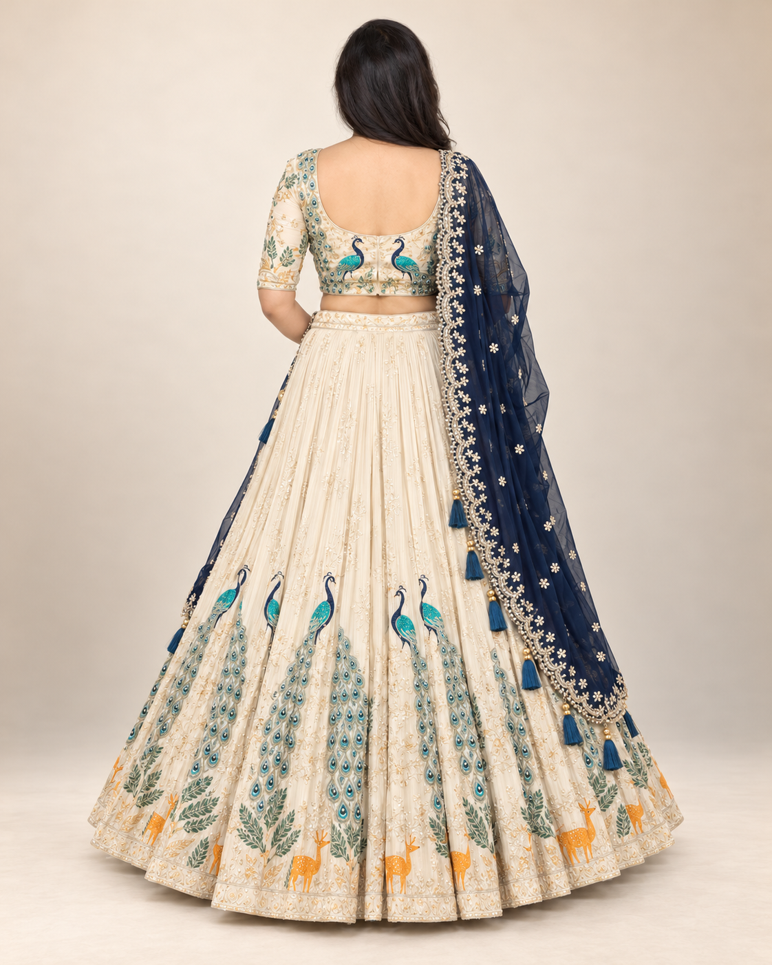 White lahnga