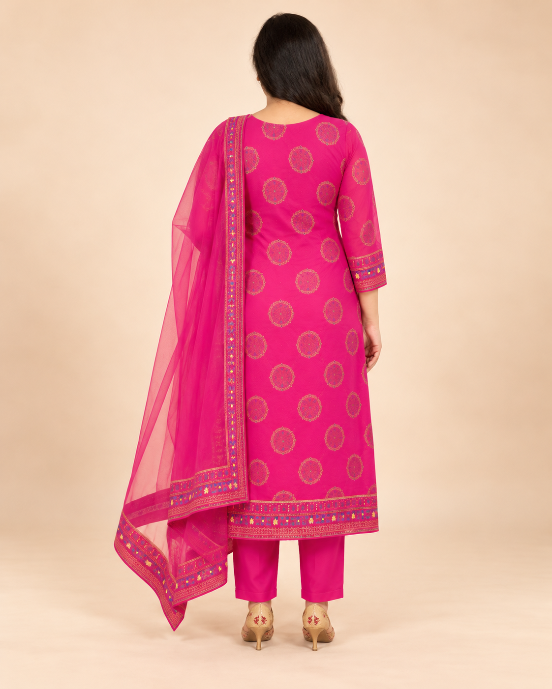 Queen Pink suit