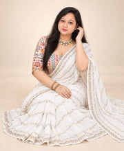 White saree